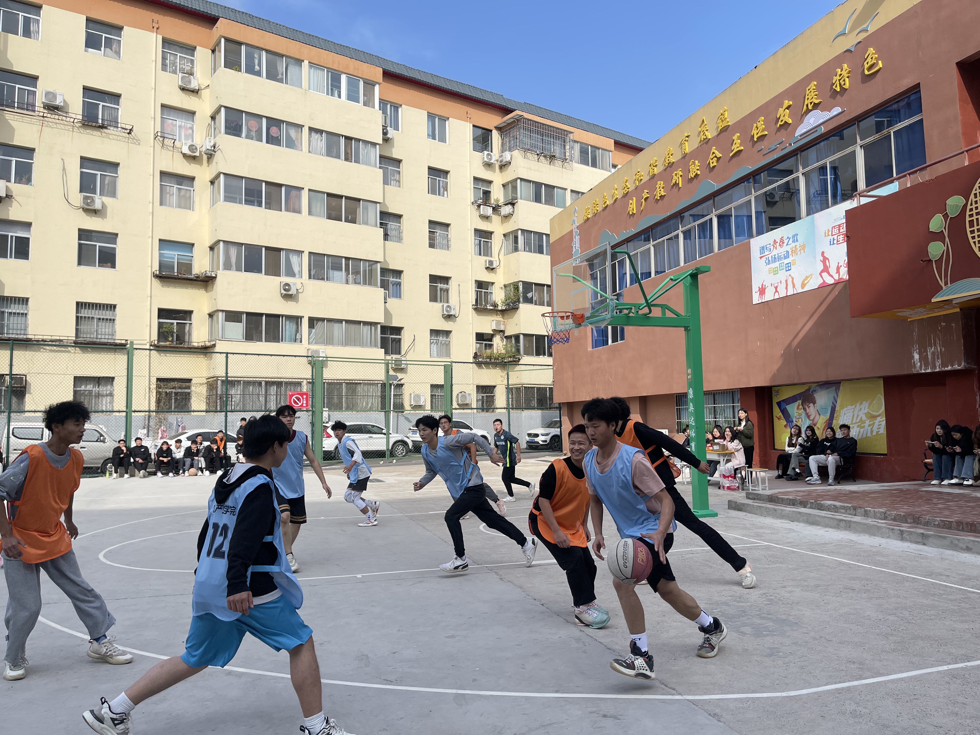 乐鱼体育网页-关于青春激扬的校园篮球赛成为广大学子锻炼身体的重要平台的信息