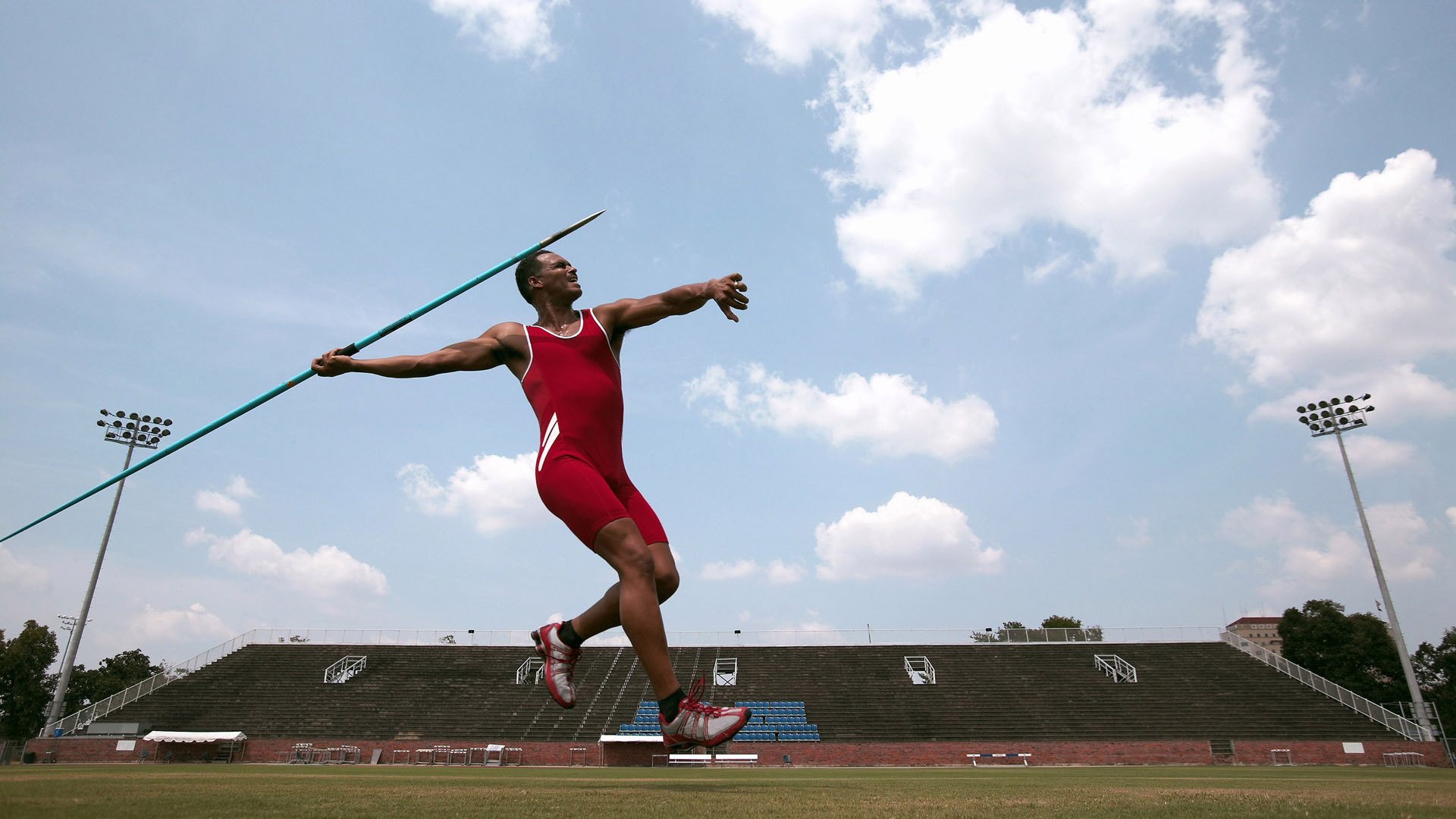 全国青少年篮球挑战赛，青春激情燃烧赛场，2021年青少年篮球比赛